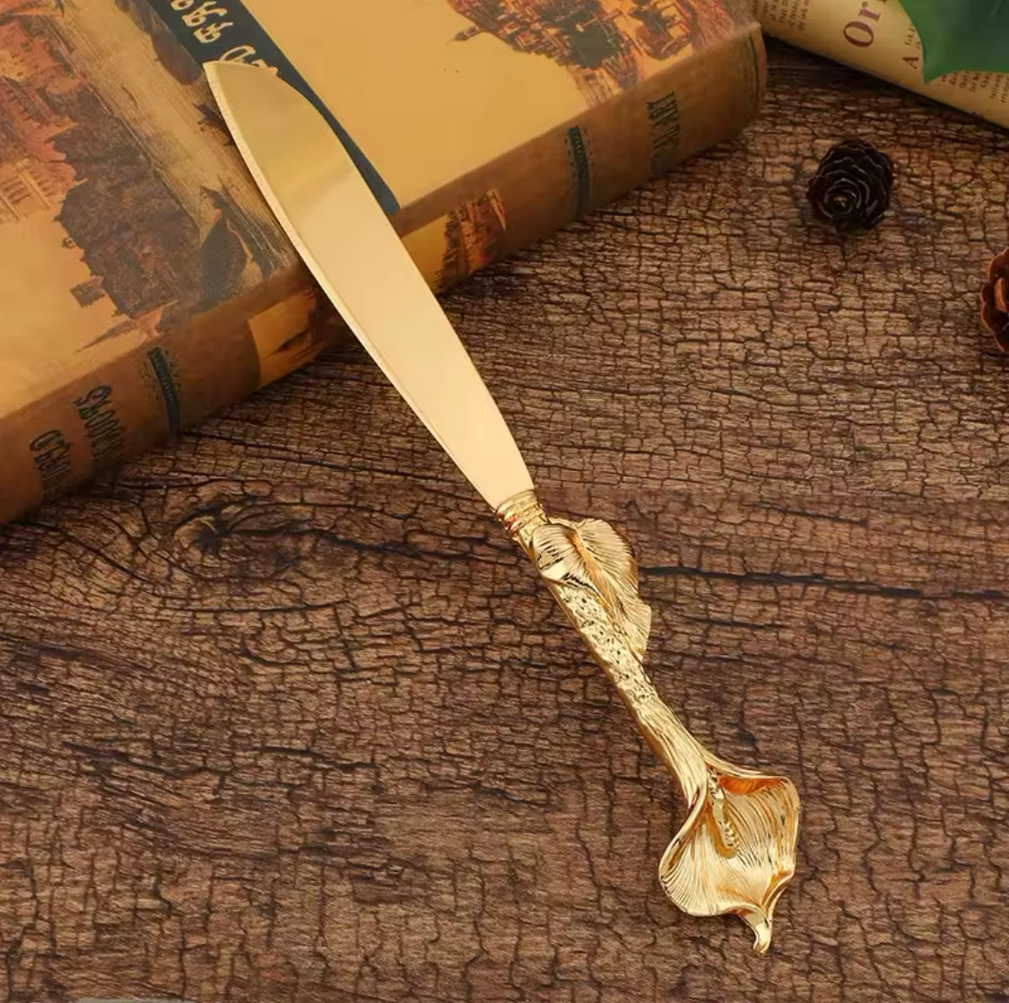 Wedding Cake Knife, Luxury Style Cake Knife, Party Cake knife, Cake Serving Spatula, Cake Cutter Server, European Style Retro Knife Wedding Cake Knife, Luxury Style Cake Knife, Party Cake knife, Cake Serving Spatula, Cake Cutter Server, European Style Retro Knife
